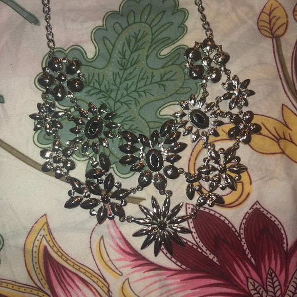 Collar - Picture 3 of 3